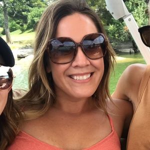 Meet your Posher, Jenny